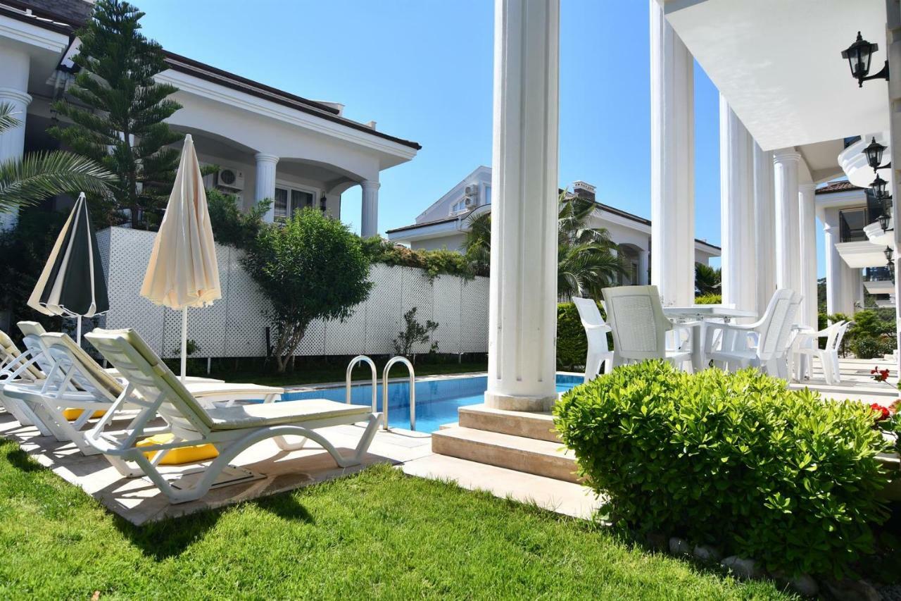 New Age Beach Breeze Luxury Villas 페티예 외부 사진